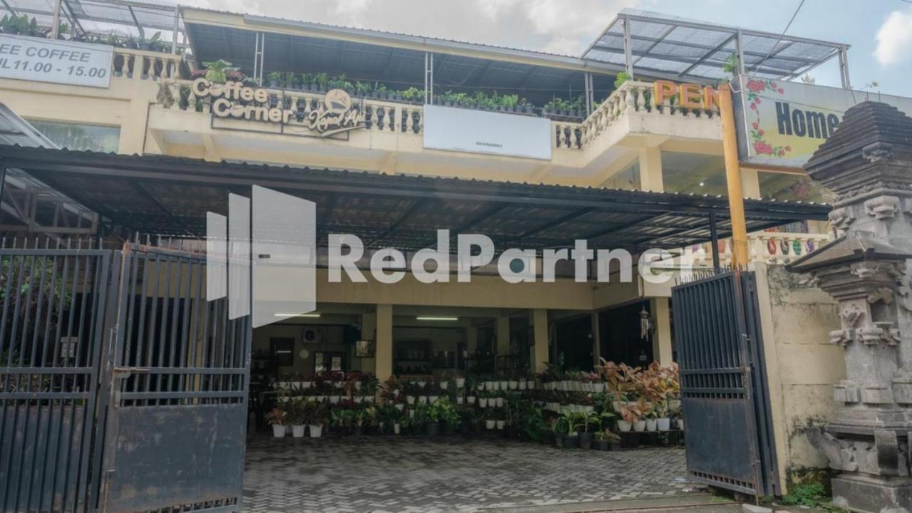 סוראבאיה Vandhela Homestay Syariah Mitra Reddoorz מראה חיצוני תמונה