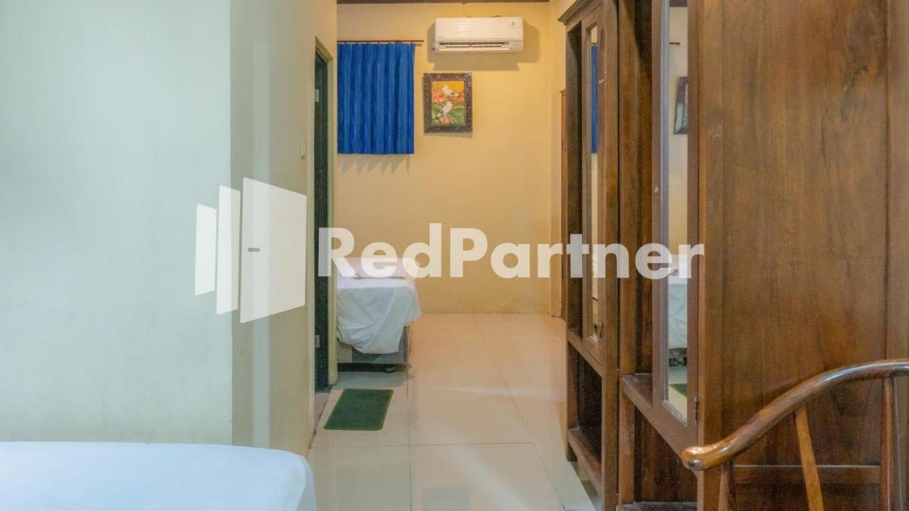 סוראבאיה Vandhela Homestay Syariah Mitra Reddoorz מראה חיצוני תמונה